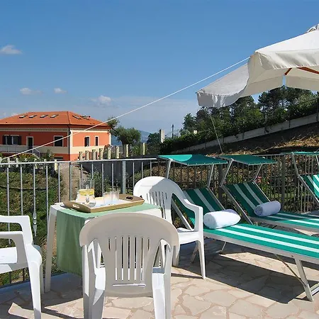 Alloggio per agriturismo Gli Ulivi Di Montalbano
