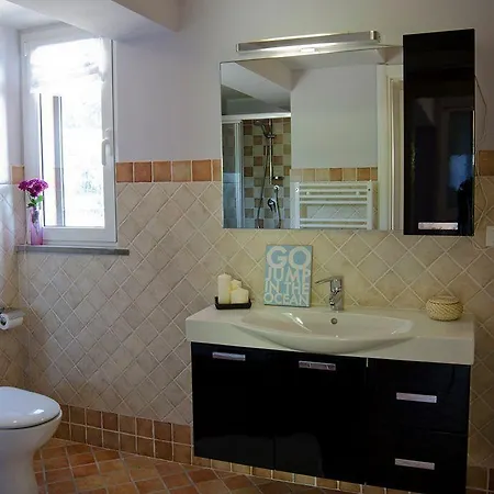 Alloggio per agriturismo Gli Ulivi Di Montalbano La Spezia