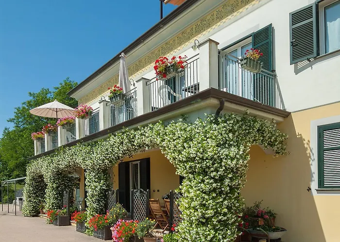 Gli Ulivi Di Montalbano Alloggio per agriturismo La Spezia