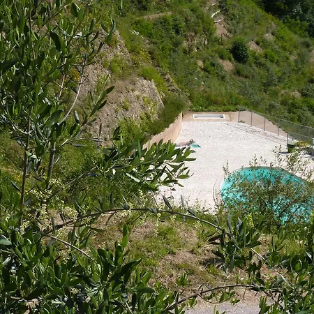 Alloggio per agriturismo Gli Ulivi Di Montalbano