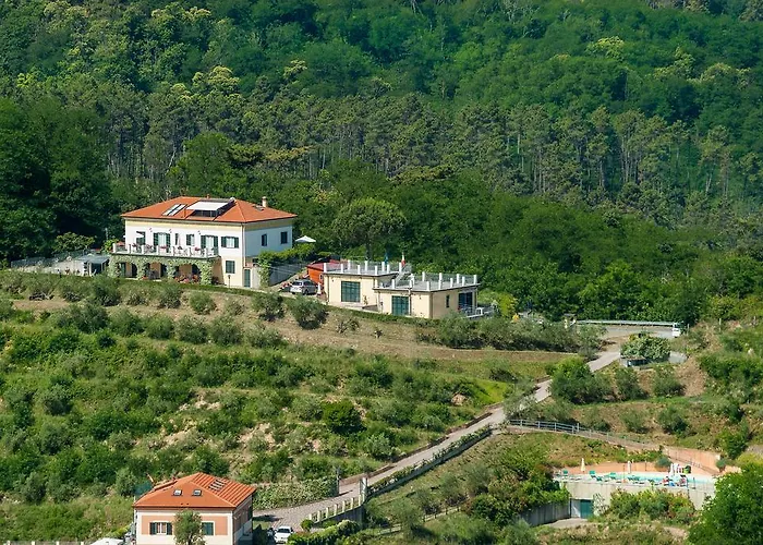 Gli Ulivi Di Montalbano * Λα Σπέτσια
